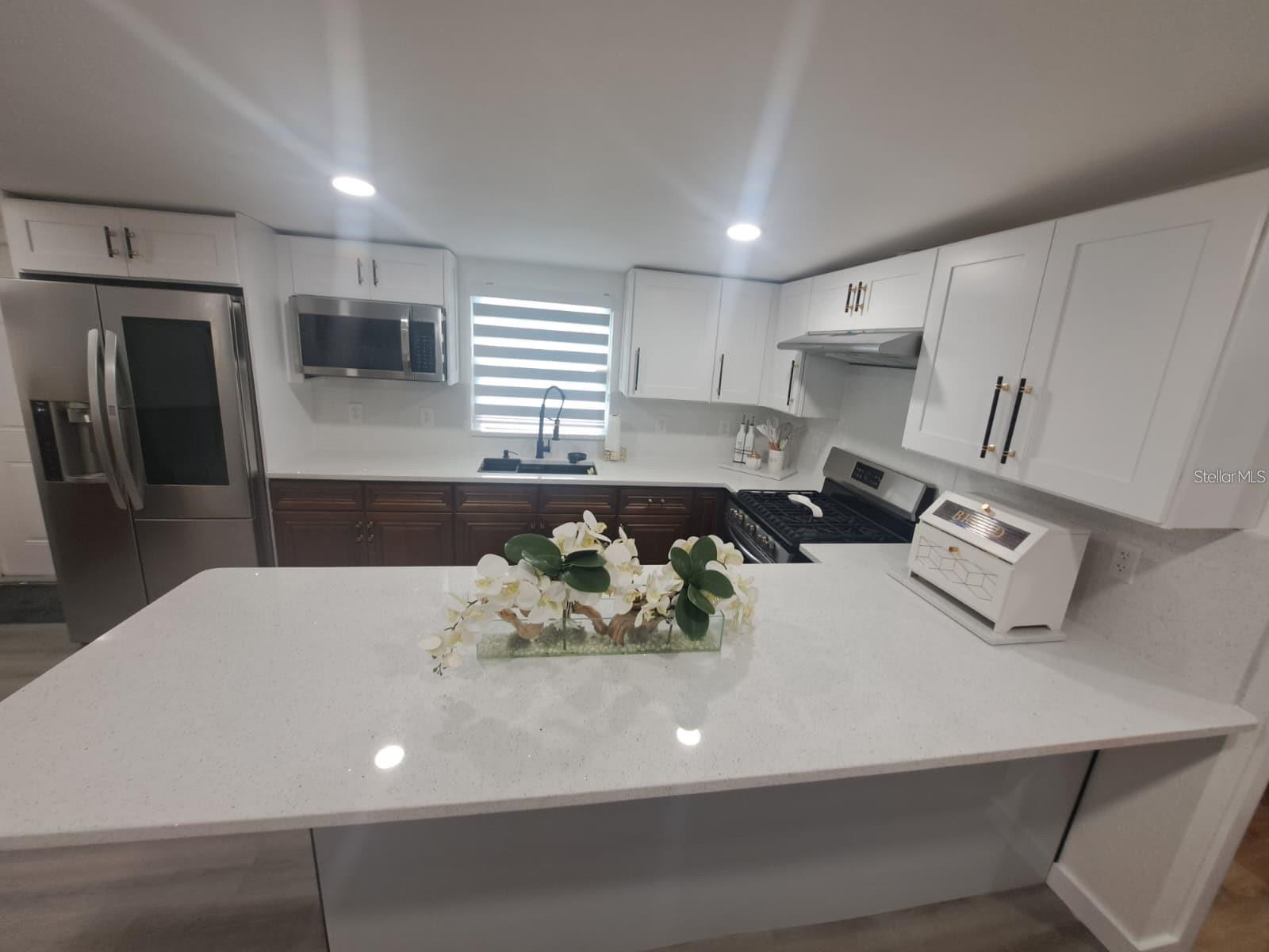 LAKE PASADENA DEV - Residential