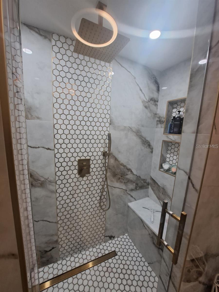 LAKE PASADENA DEV - Residential