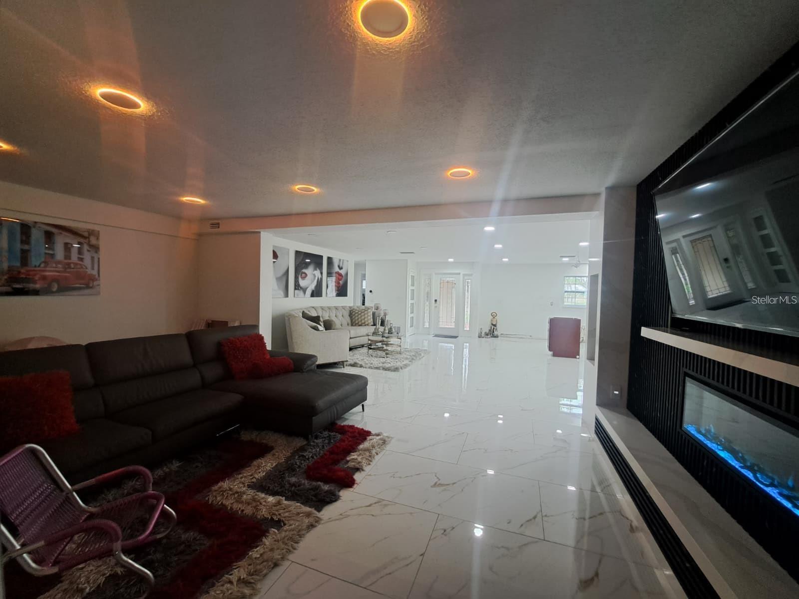 LAKE PASADENA DEV - Residential