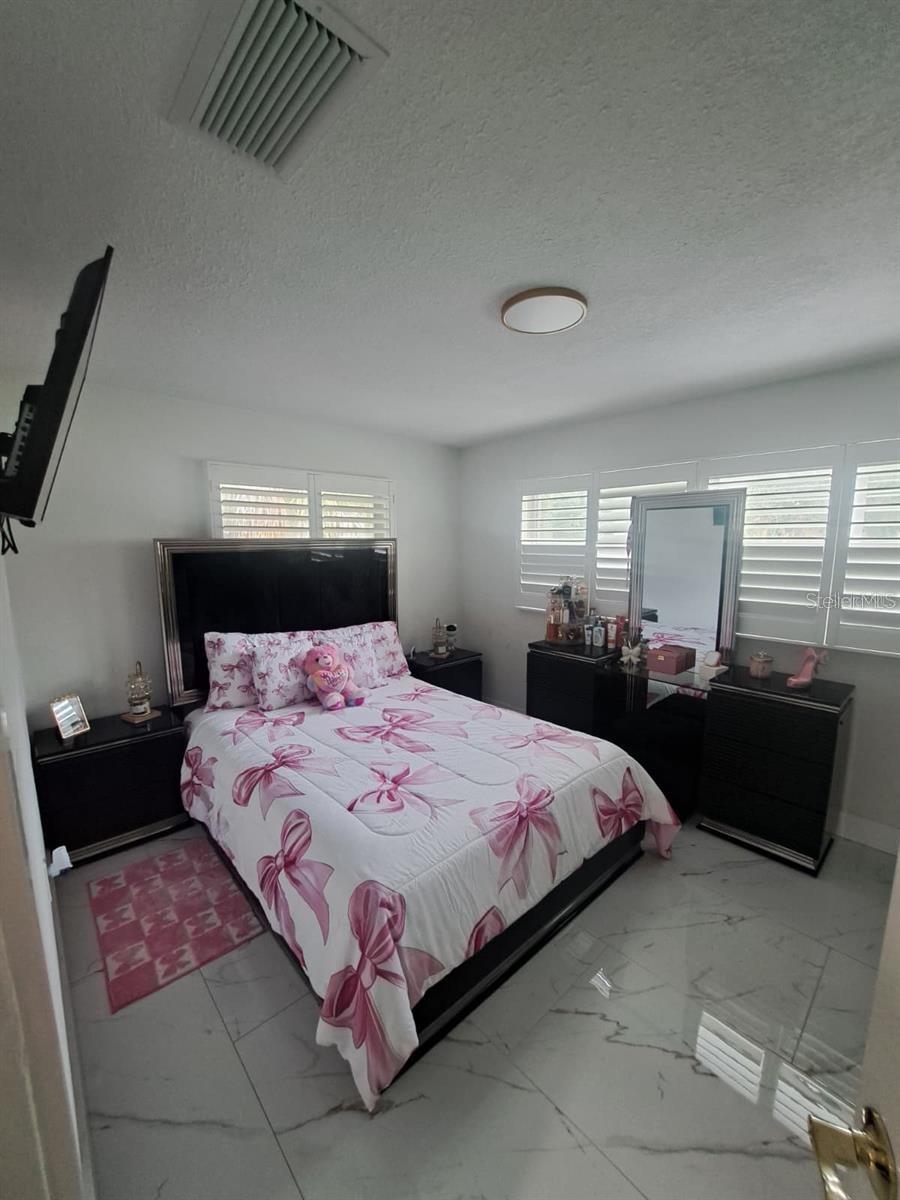 LAKE PASADENA DEV - Residential