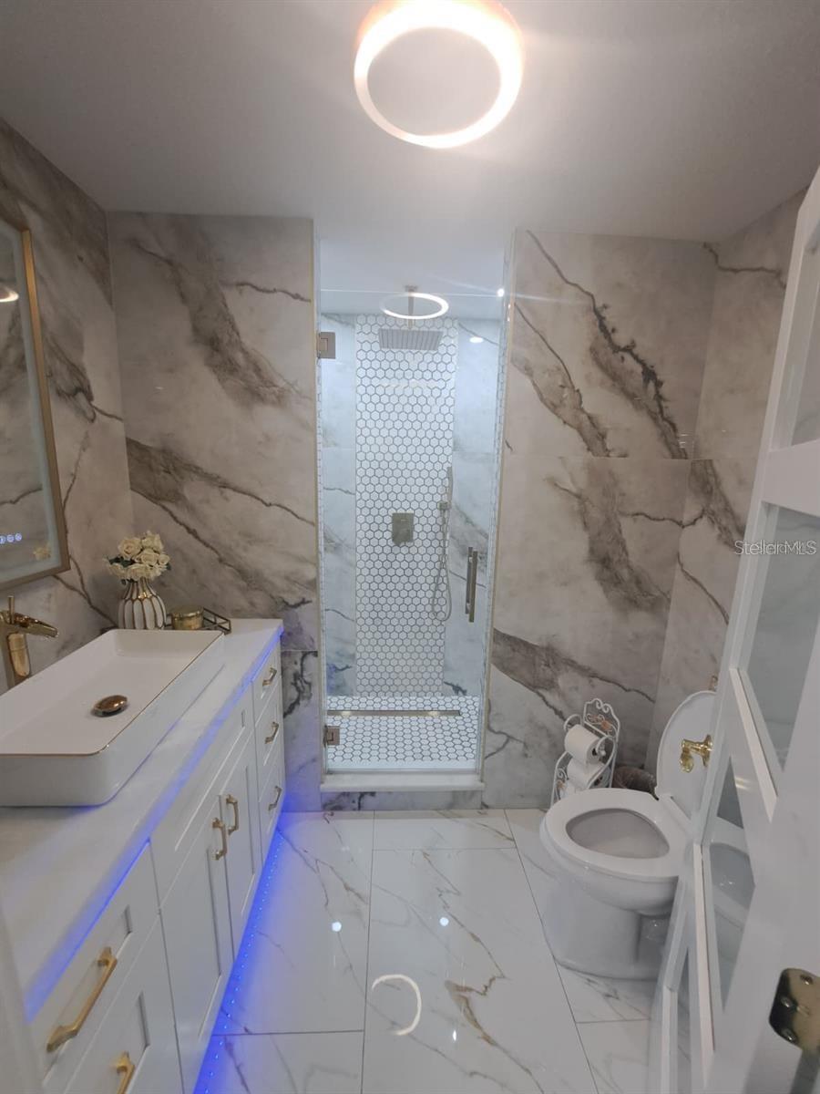 LAKE PASADENA DEV - Residential