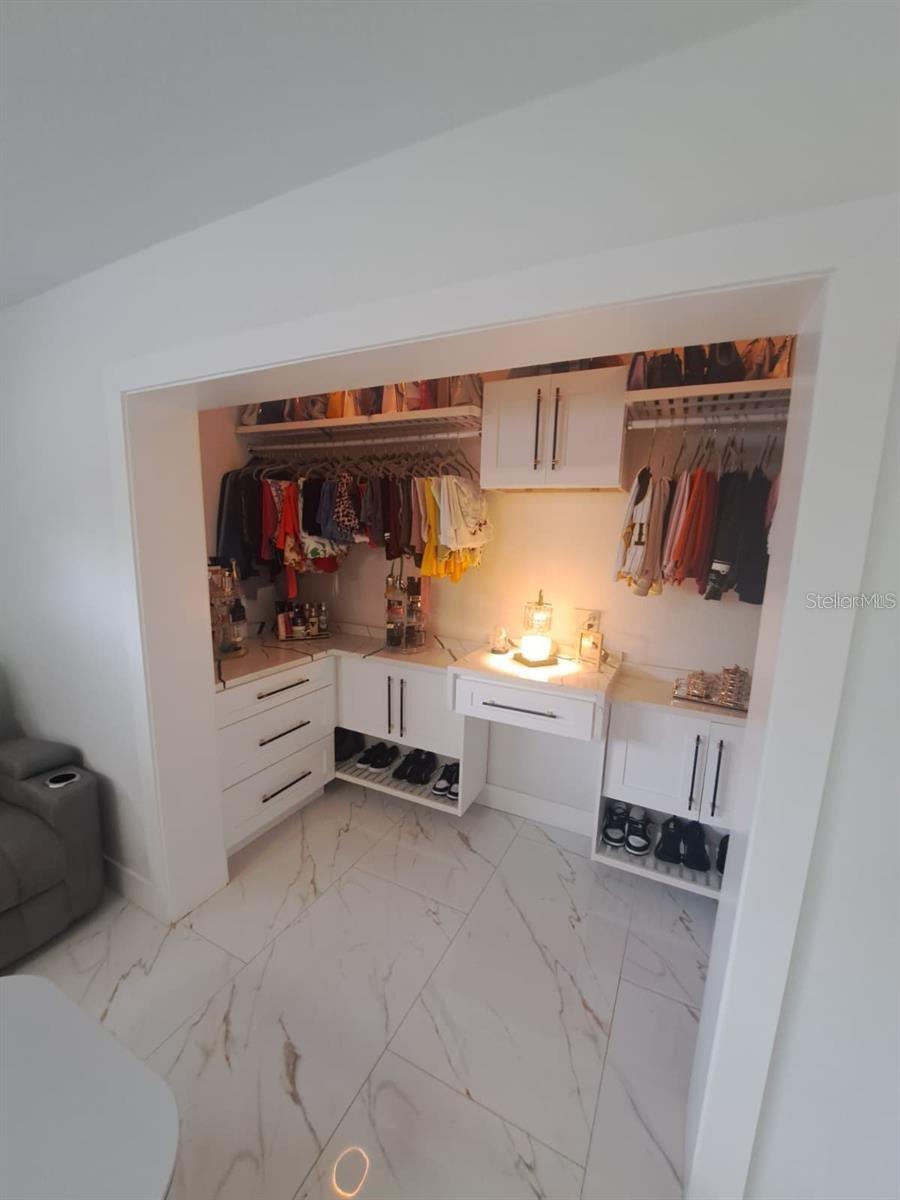 LAKE PASADENA DEV - Residential