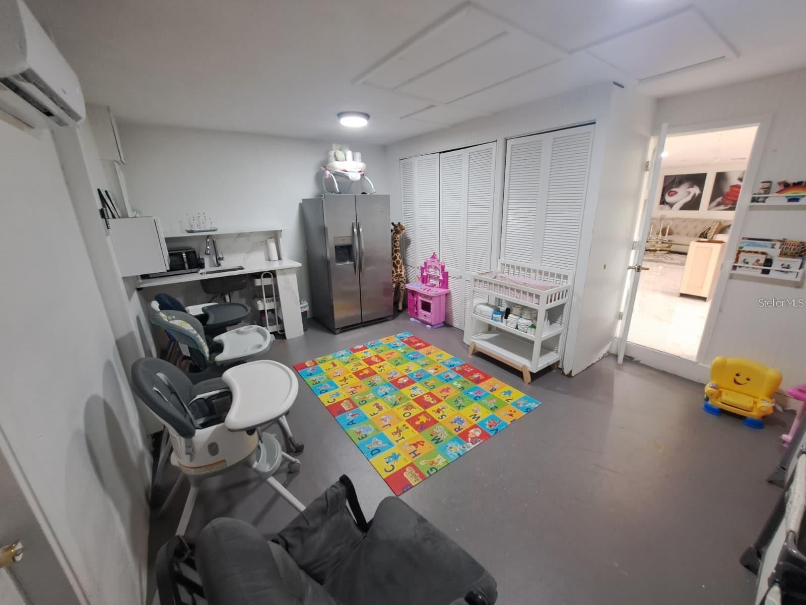 LAKE PASADENA DEV - Residential