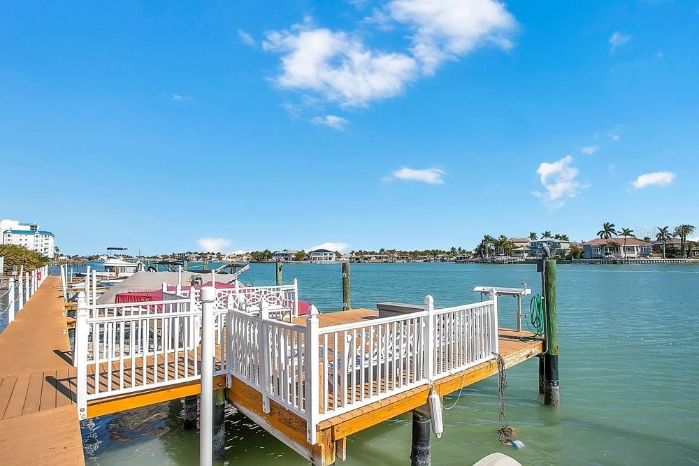 BOCA SHORES CONDO - Residential