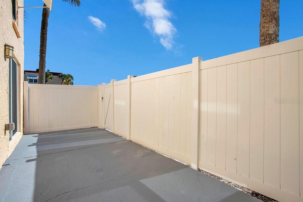 BOCA SHORES CONDO - Residential