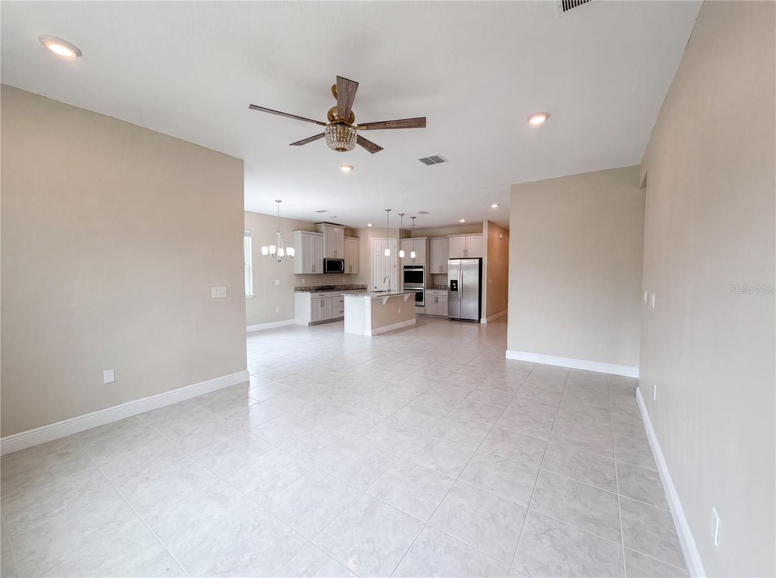 528 BELLISSIMO PLACE