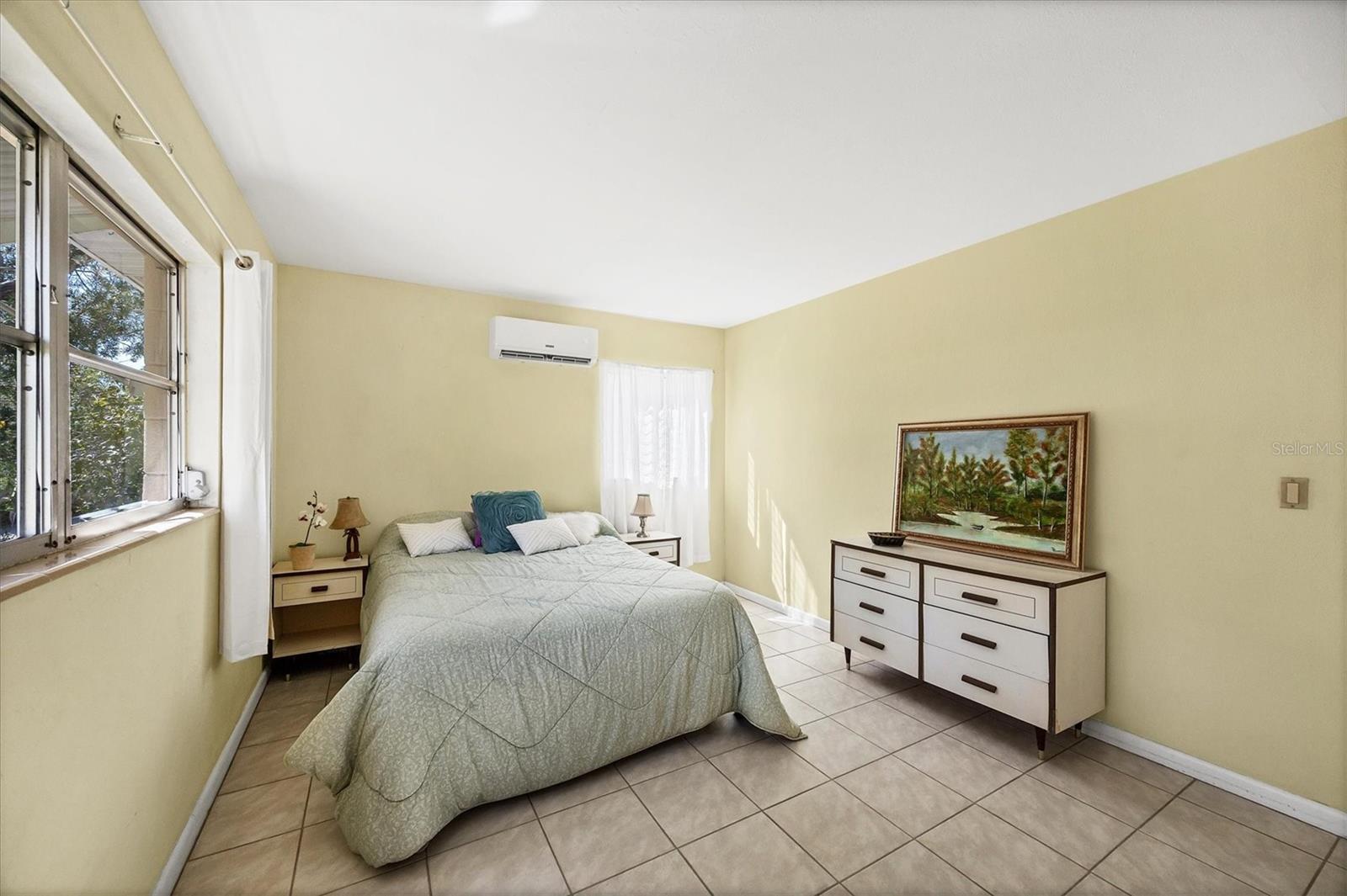 WARM MINERAL SPGS - Residential