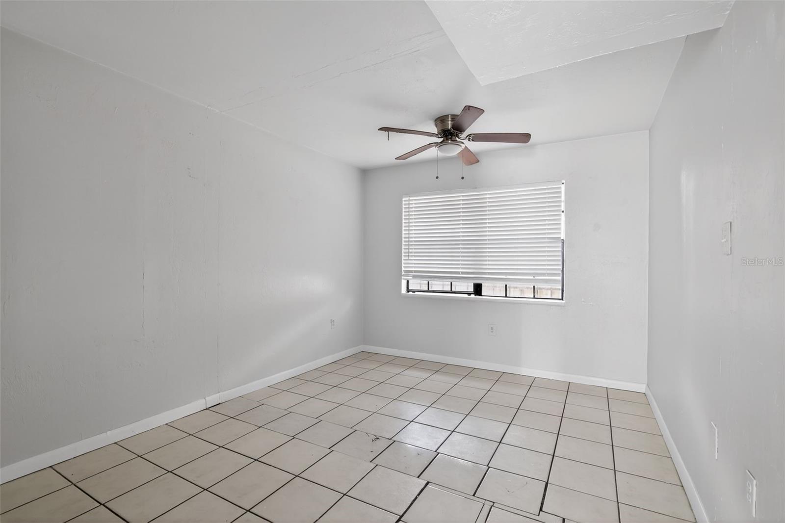 PHOENIX SUB NAPIER GRT - Residential Income