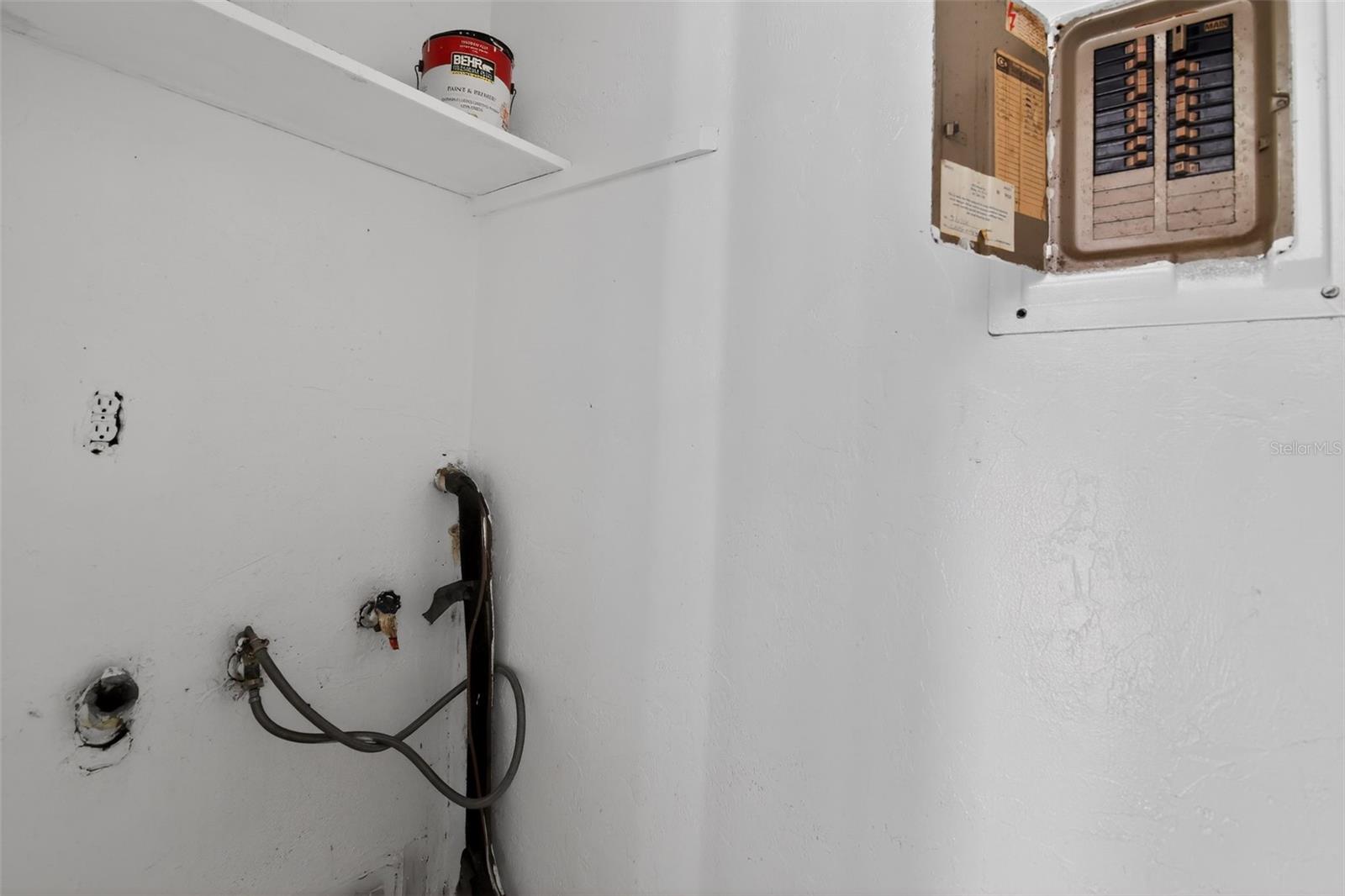 PHOENIX SUB NAPIER GRT - Residential Income