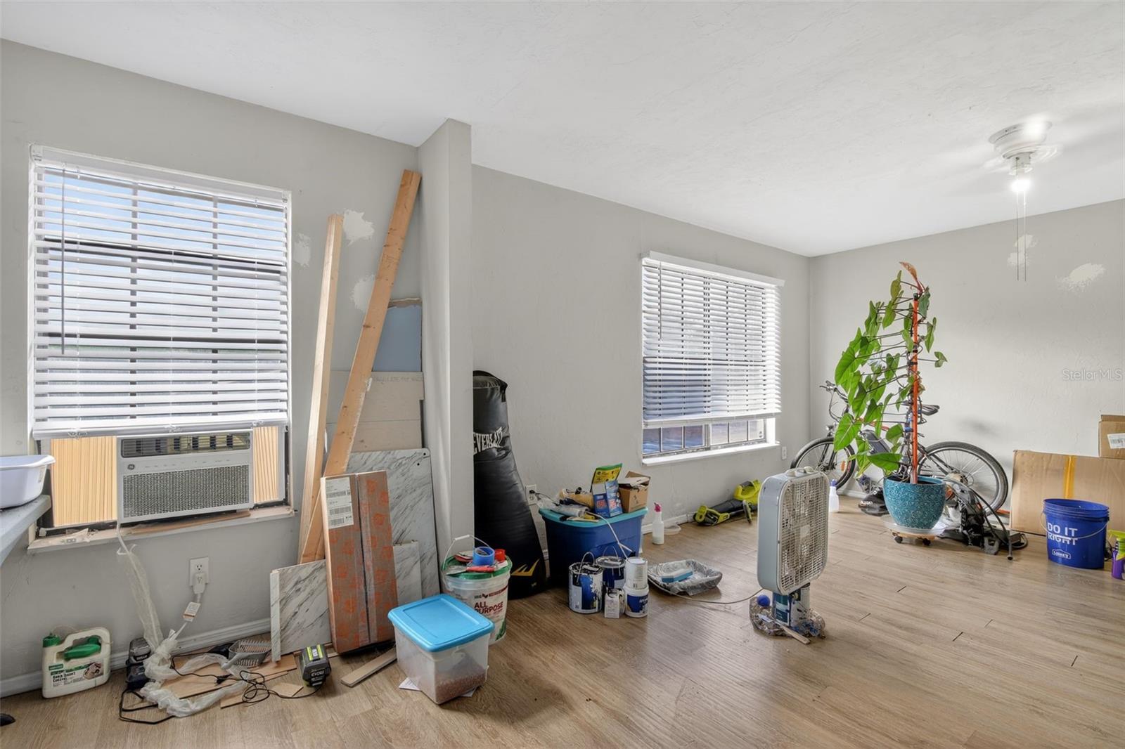 PHOENIX SUB NAPIER GRT - Residential Income