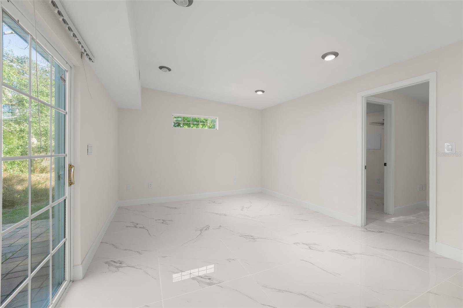 WHISPERING PINES ESTATES FIRST ADD - Residential