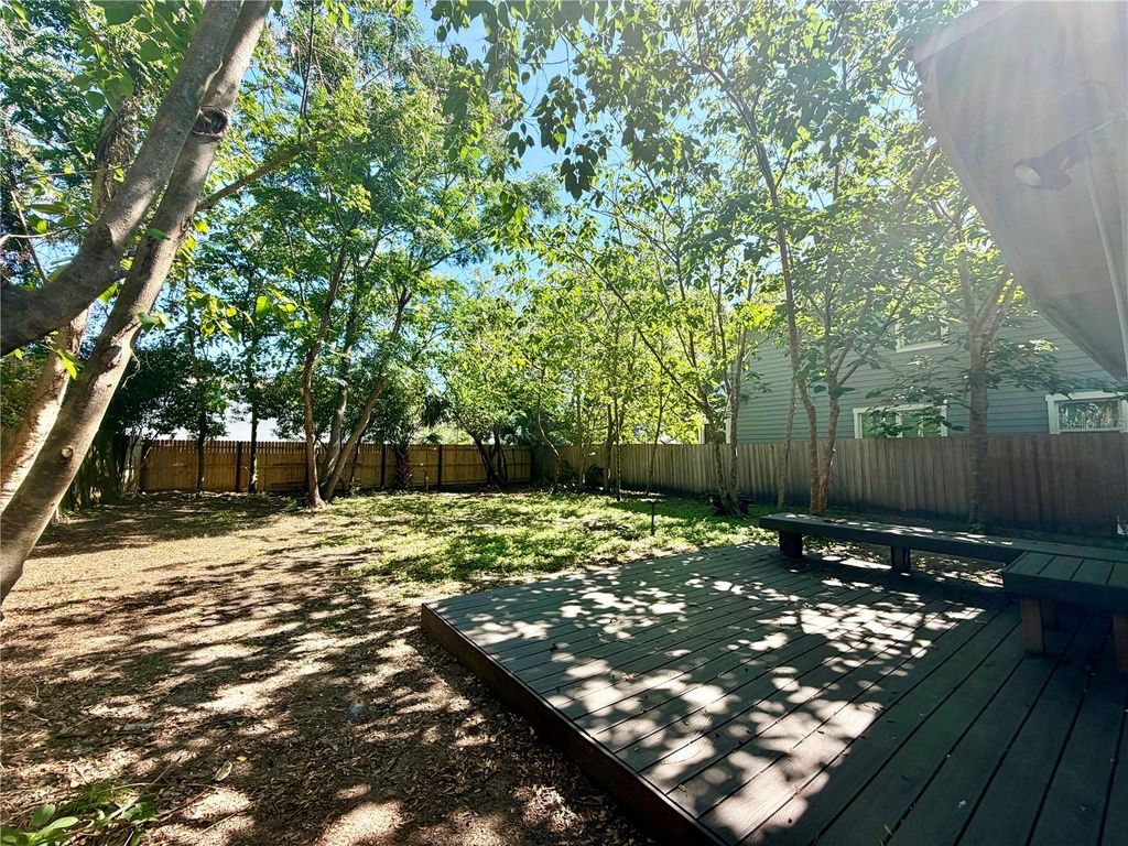 Photo of 2619 E Washington Street, Orlando, FL 32803 (MLS # O6412103)