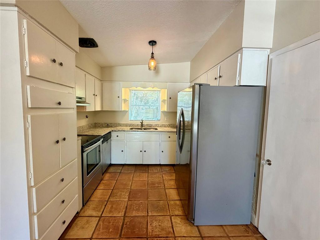 Photo of 2619 E Washington Street, Orlando, FL 32803 (MLS # O6412103)