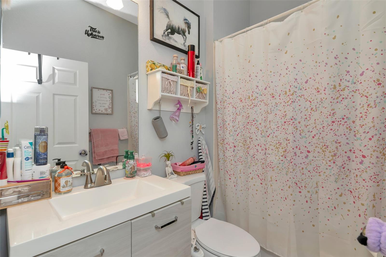 FAIRWAY OAKS - Residential