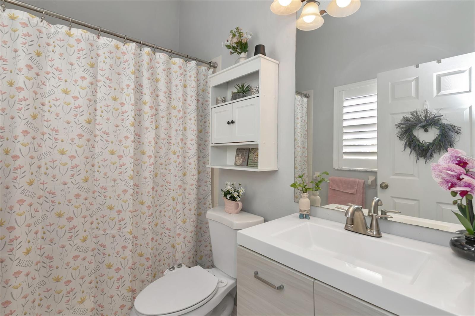 FAIRWAY OAKS - Residential