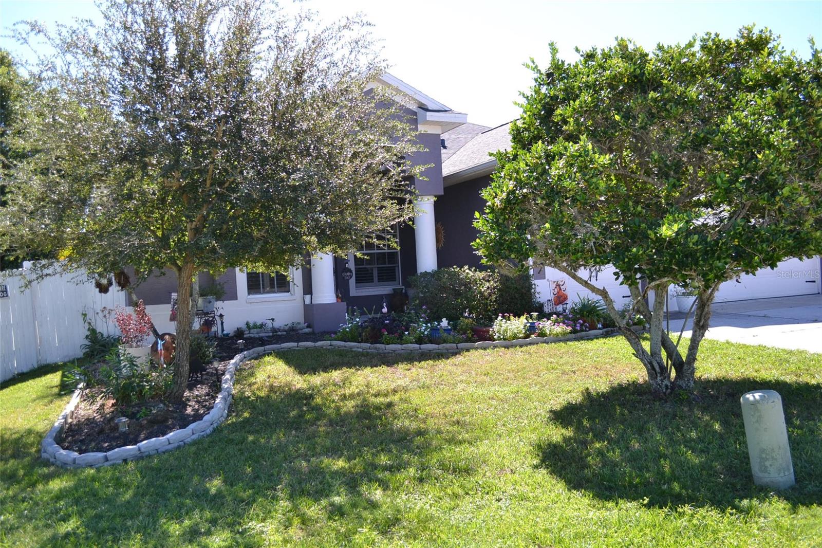 FAIRWAY OAKS - Residential