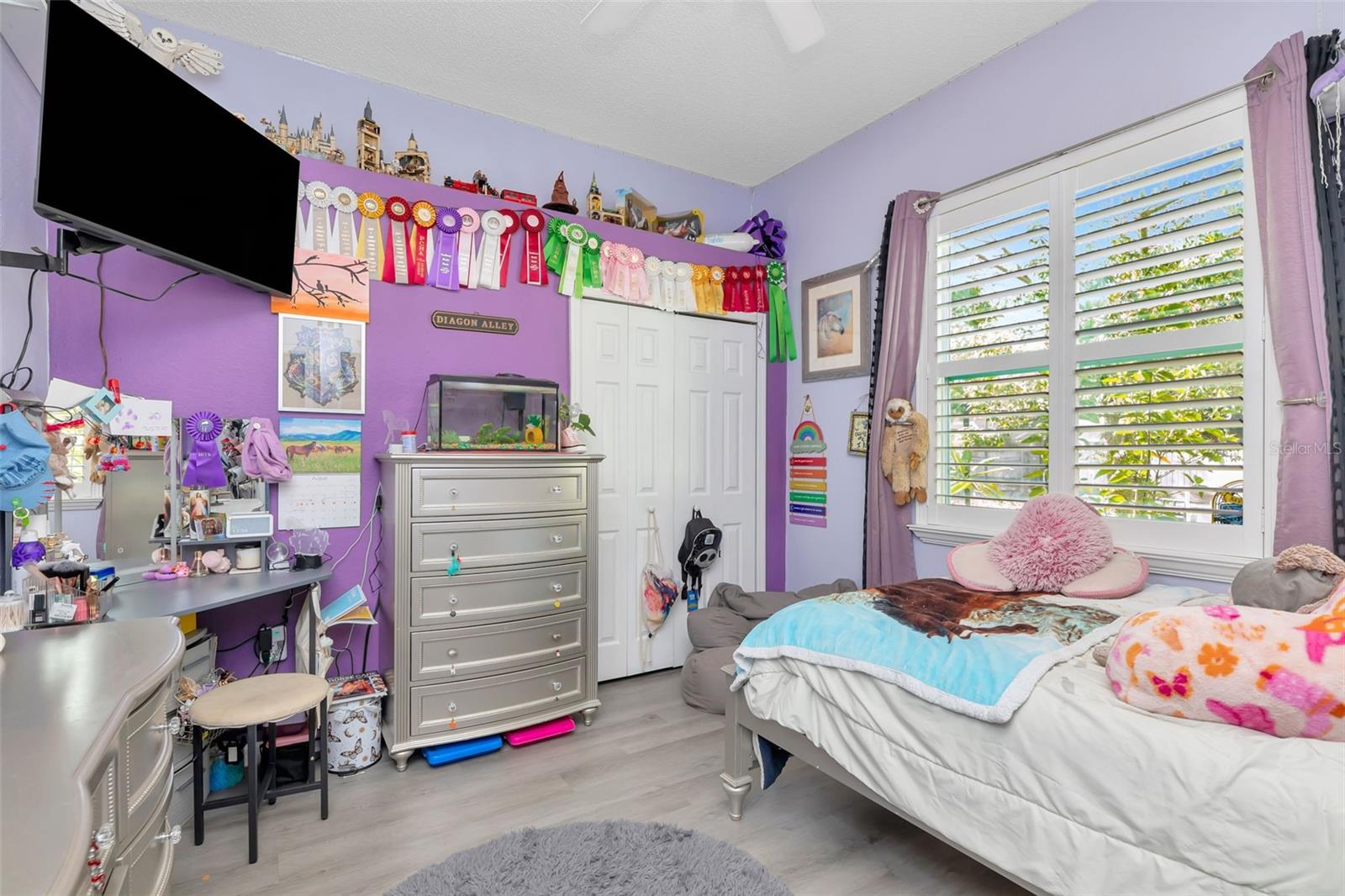 FAIRWAY OAKS - Residential