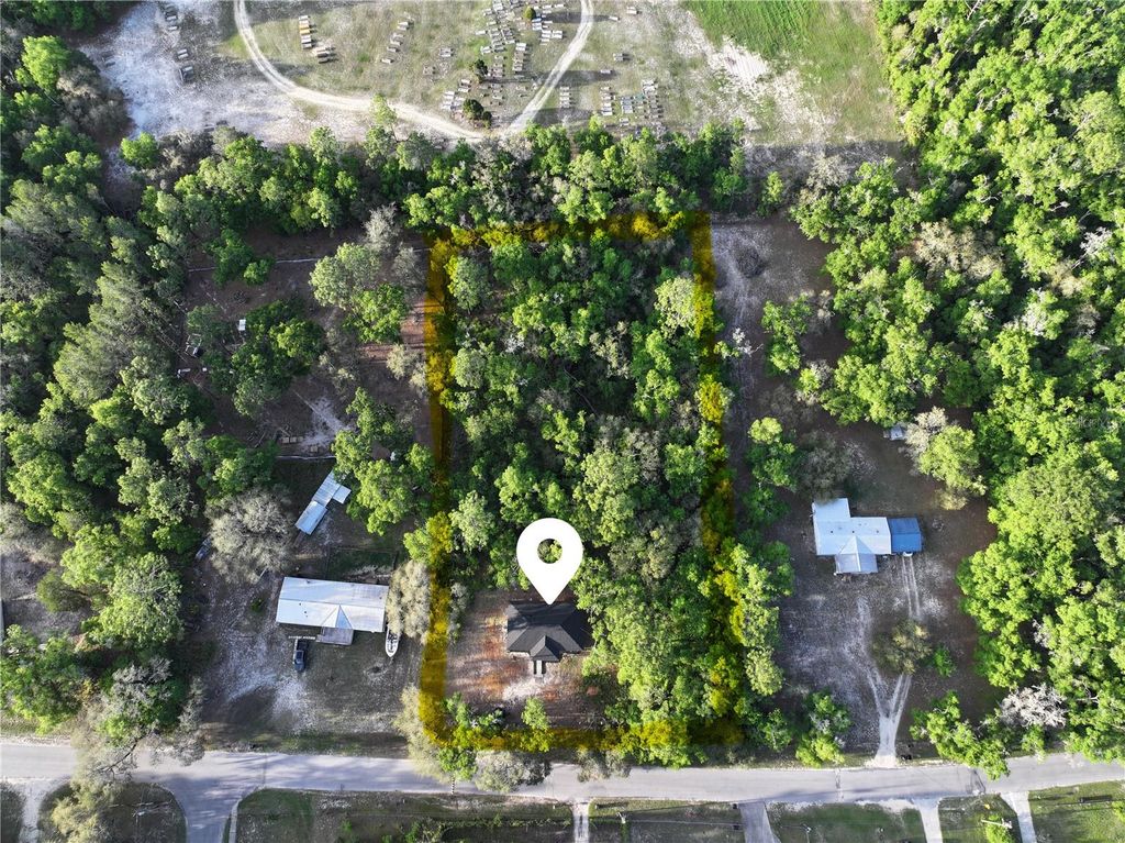 Photo of 567 School Street, Bronson, FL 32621 (MLS # G5110330)