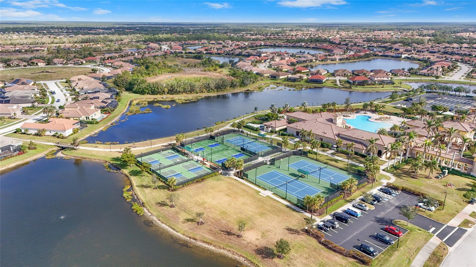 COACH HOMES 3/GRAN PARADISO PH - Residential