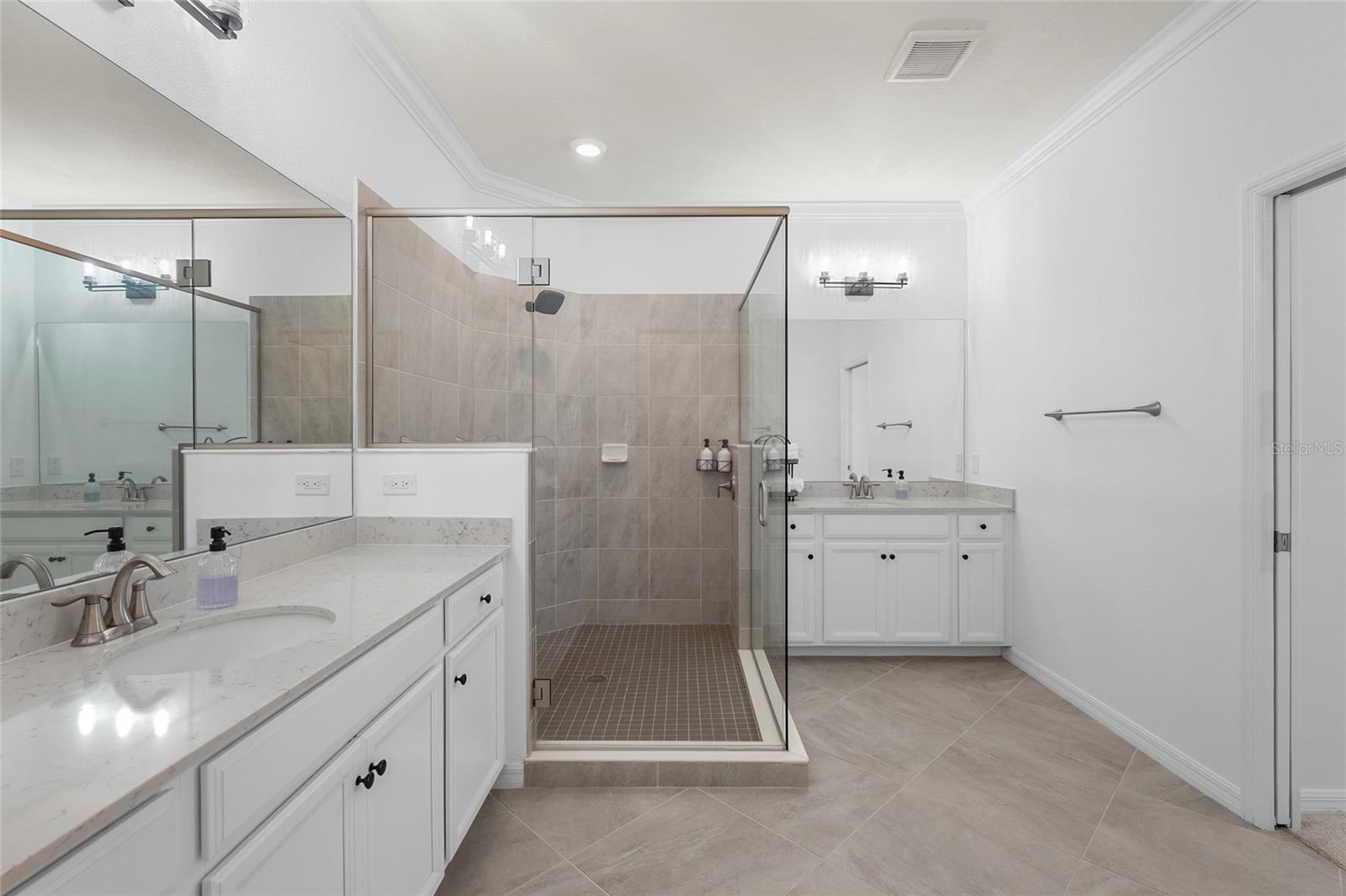 COACH HOMES 3/GRAN PARADISO PH - Residential