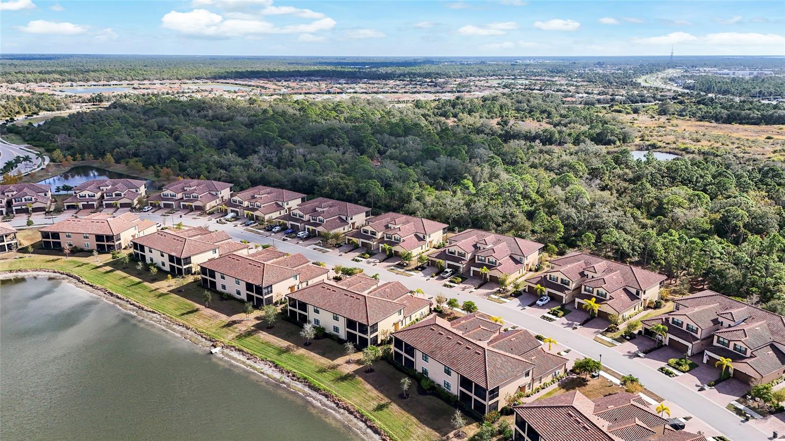 COACH HOMES 3/GRAN PARADISO PH - Residential