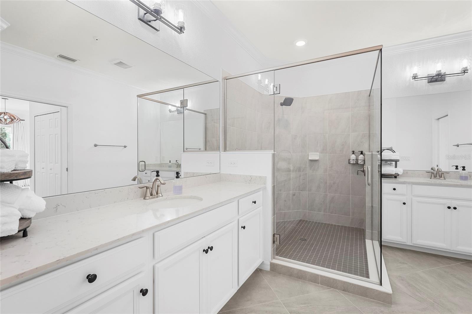 COACH HOMES 3/GRAN PARADISO PH - Residential