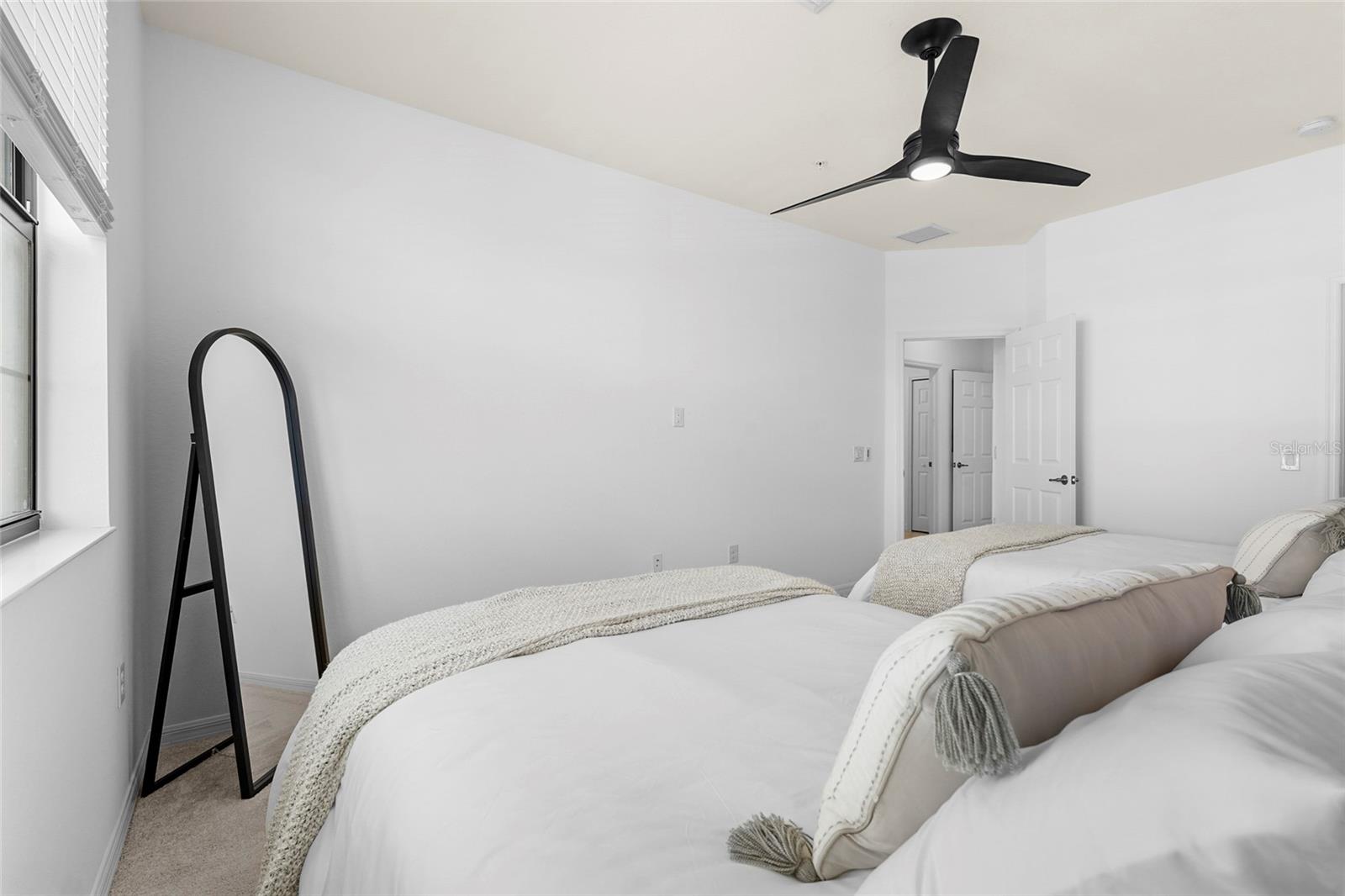 COACH HOMES 3/GRAN PARADISO PH - Residential