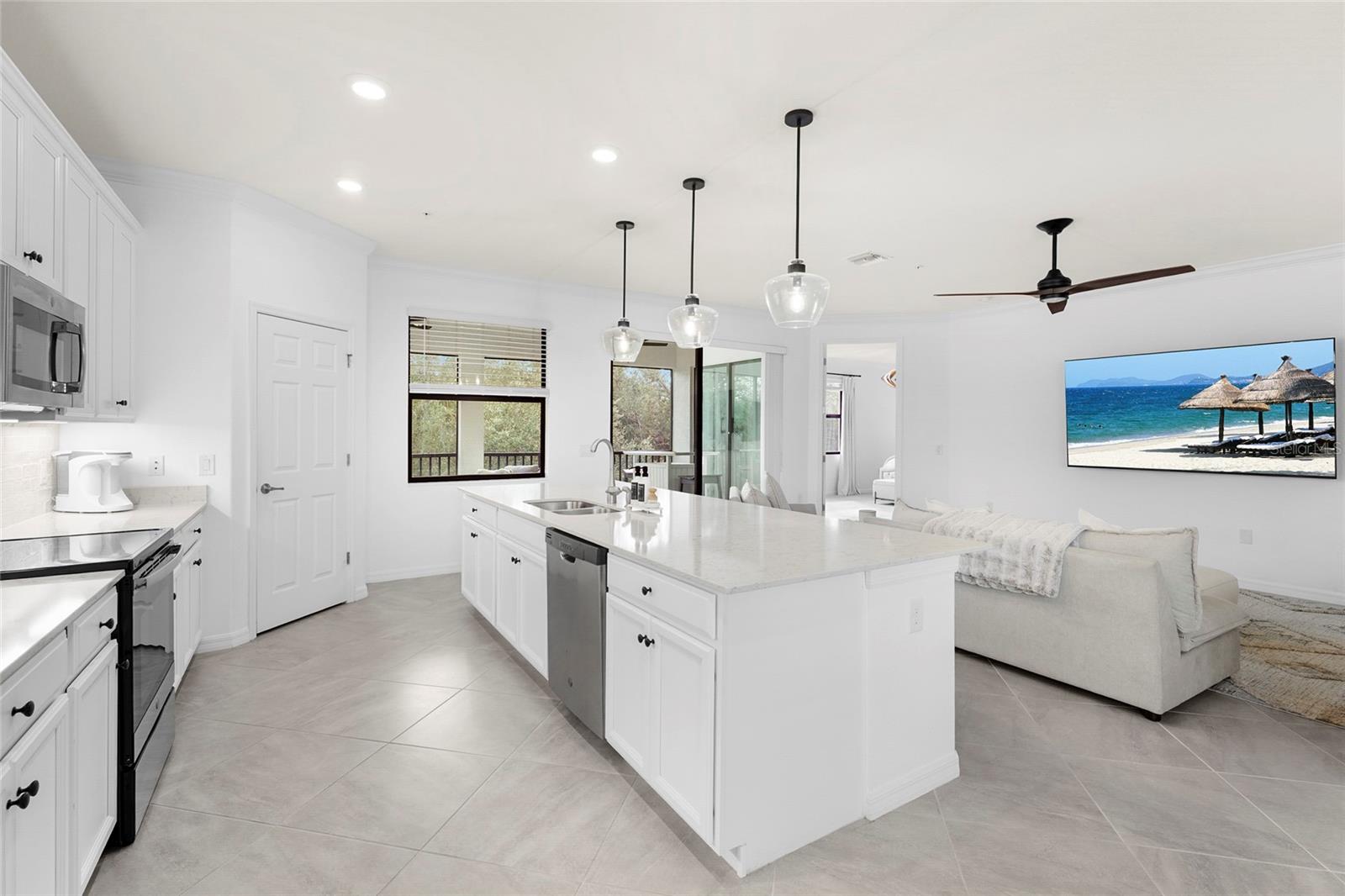 COACH HOMES 3/GRAN PARADISO PH - Residential