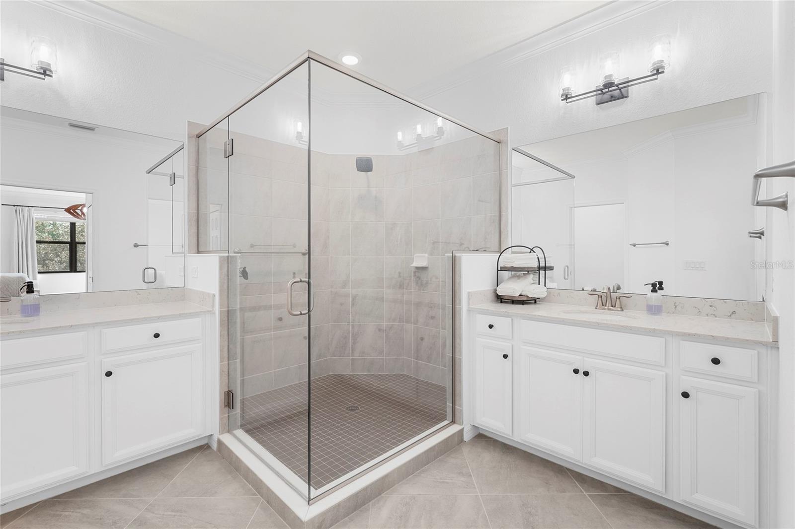 COACH HOMES 3/GRAN PARADISO PH - Residential