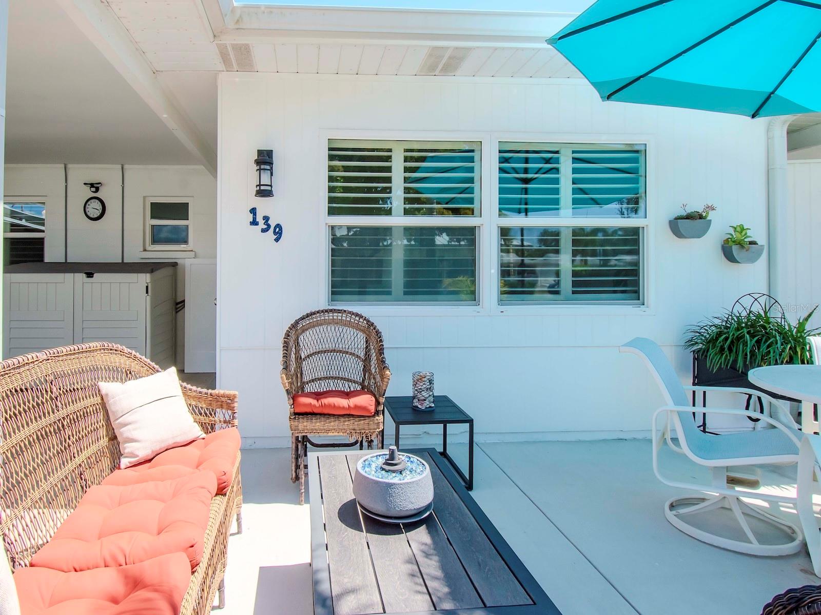 BEACH MANOR VILLAS - Residential