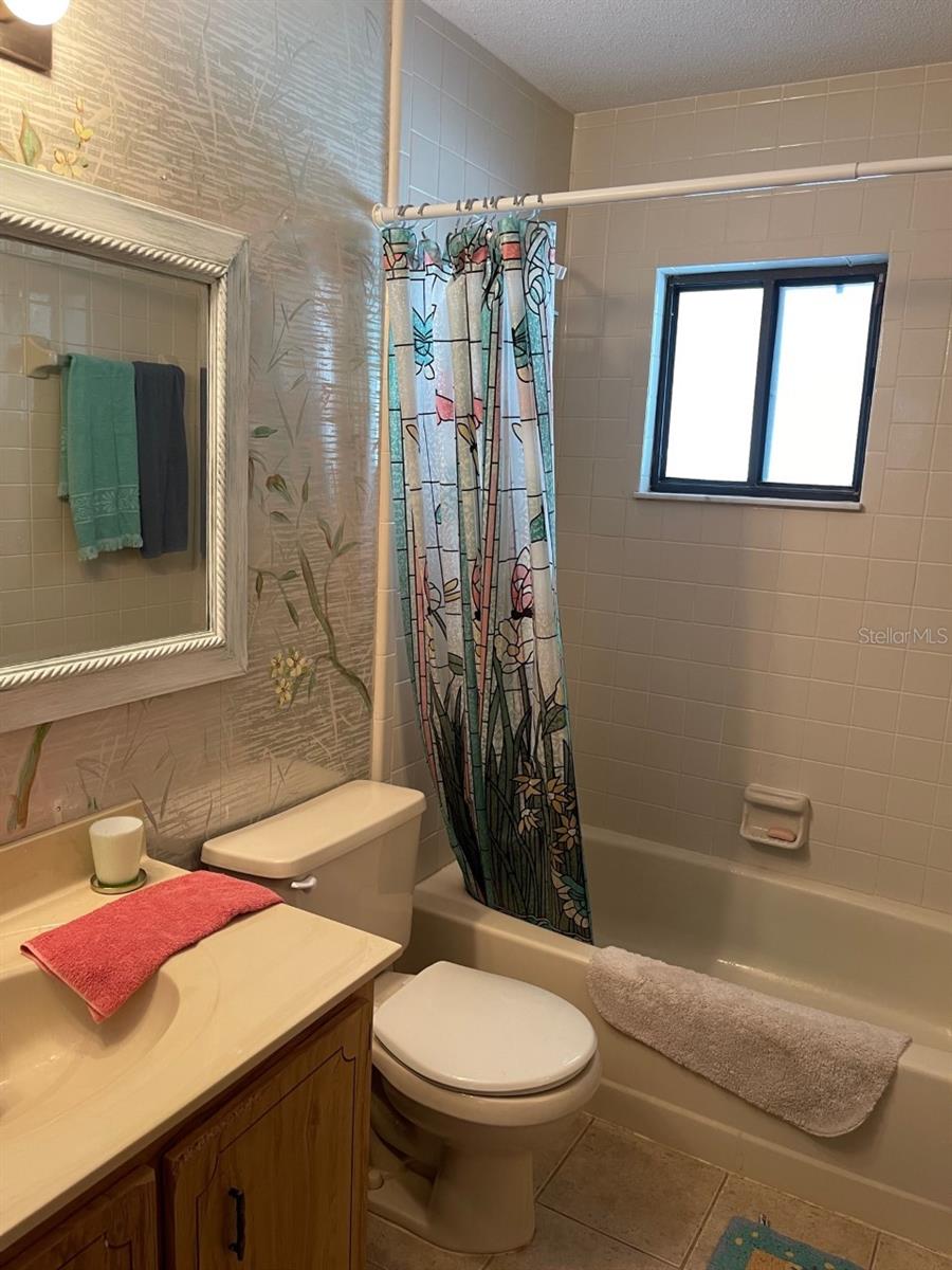 Florida Shores 01 - Residential