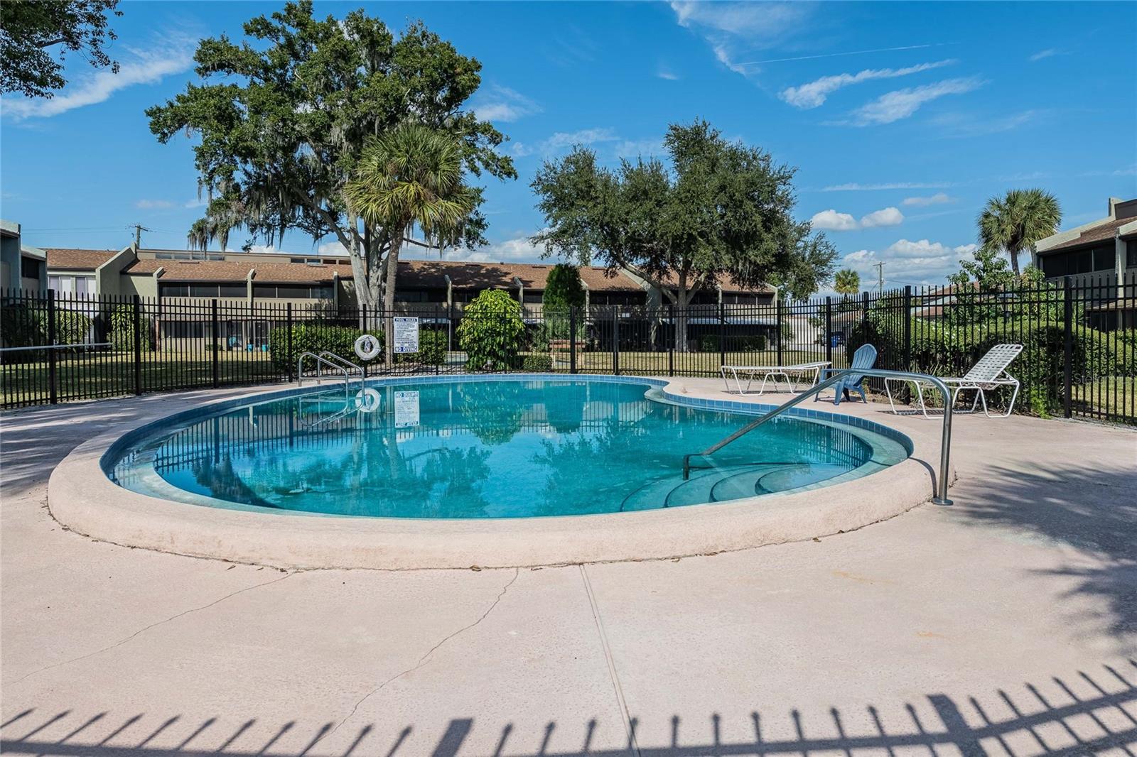 CASA DEL SOL CONDO VILLAGE PH 01 - Residential