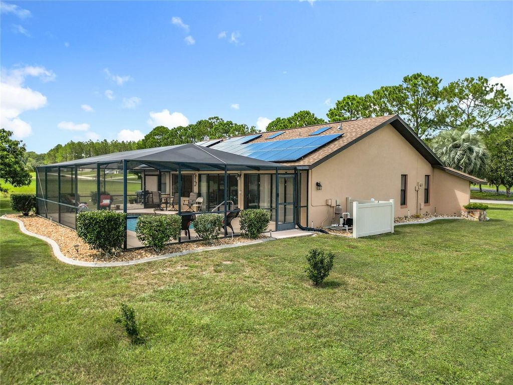 Photo of 230 E Boston St, Hernando, FL 34442 (MLS # O6338965)