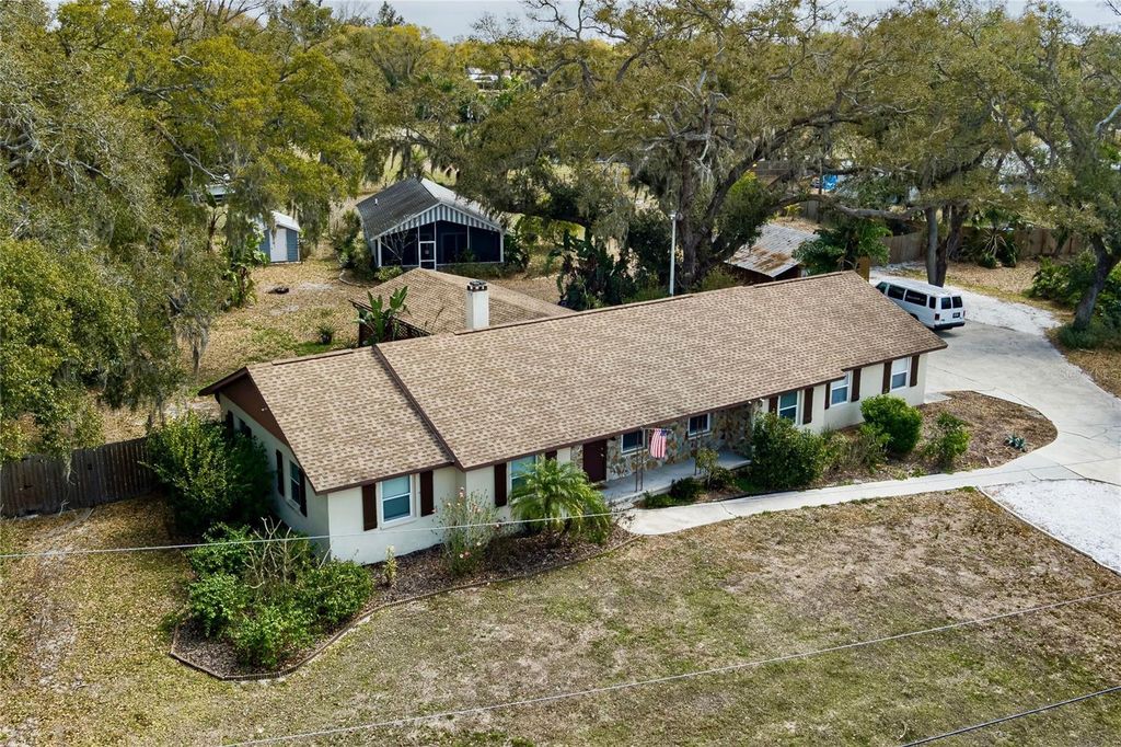 Photo of 6211 30th Avenue E, Palmetto, FL 34221 (MLS # A4694078)