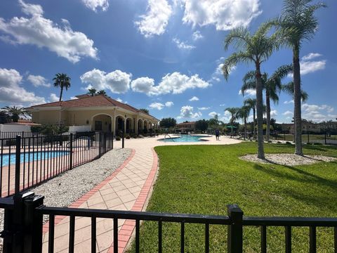 A home in POINCIANA