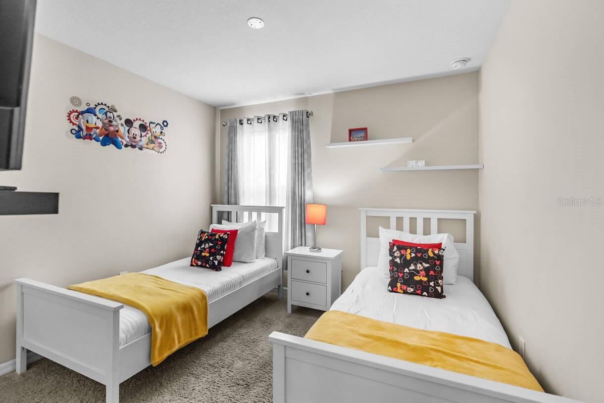 COMPASS BAY UNIT 3 - Residential