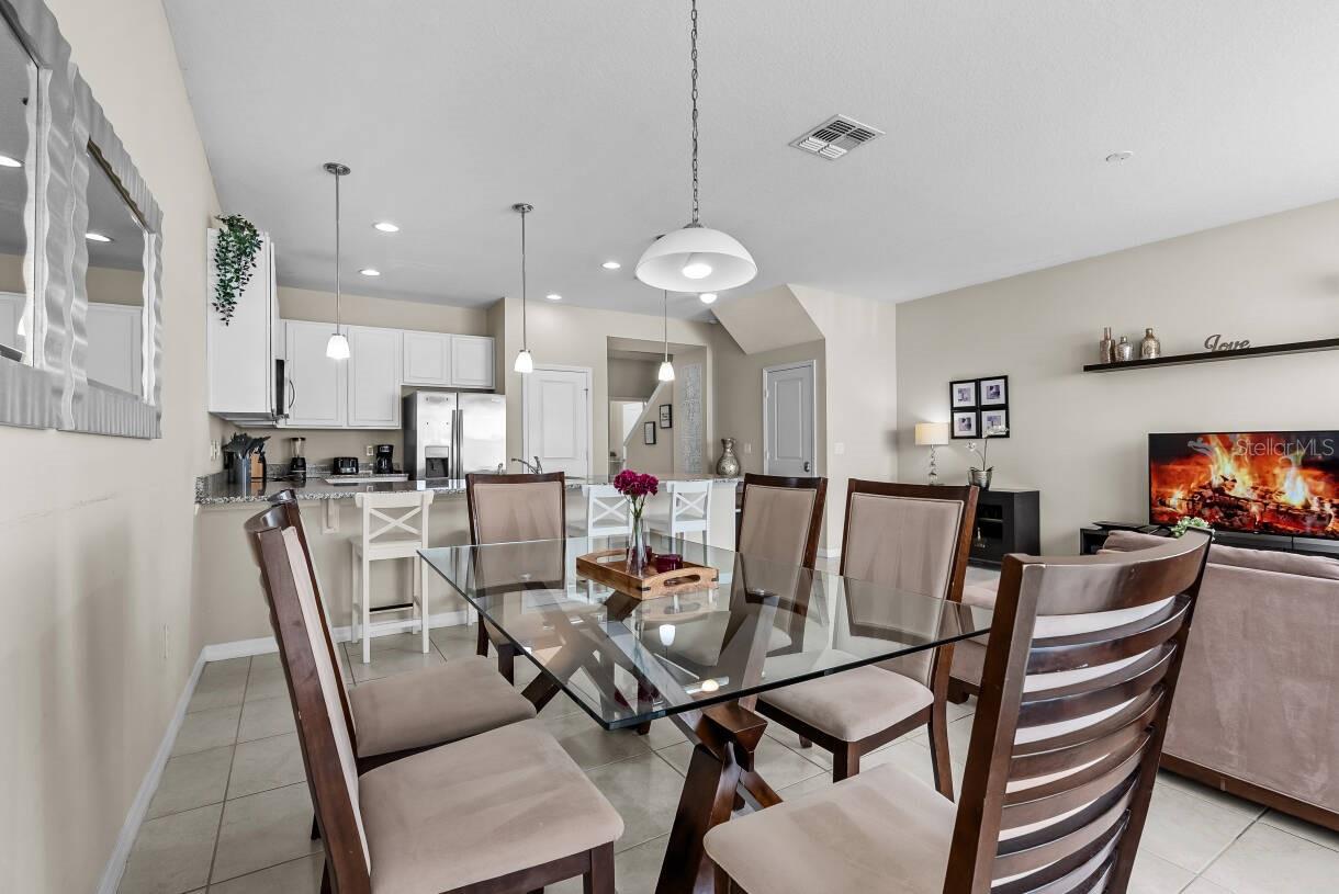 COMPASS BAY UNIT 3 - Residential