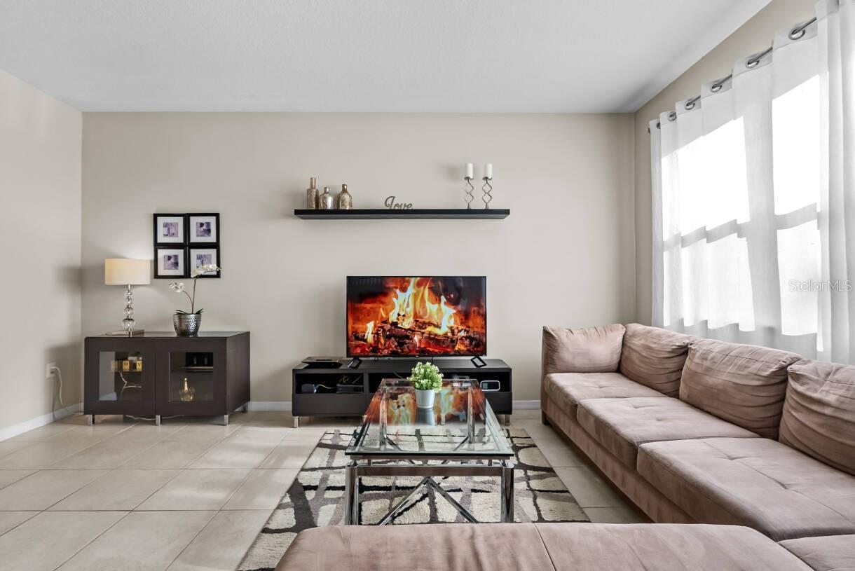 COMPASS BAY UNIT 3 - Residential