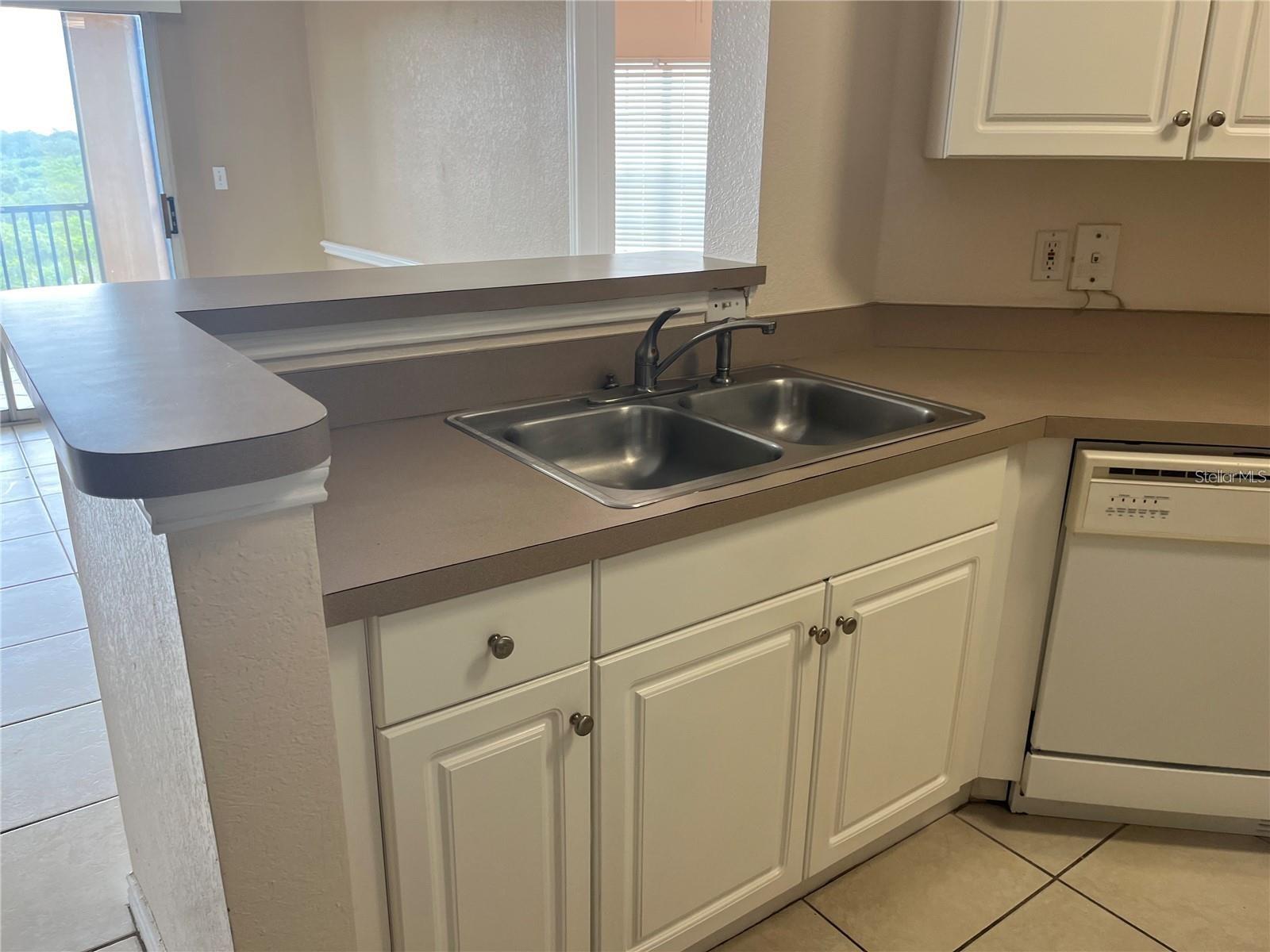 BEACHWALK CONDO - Residential Lease