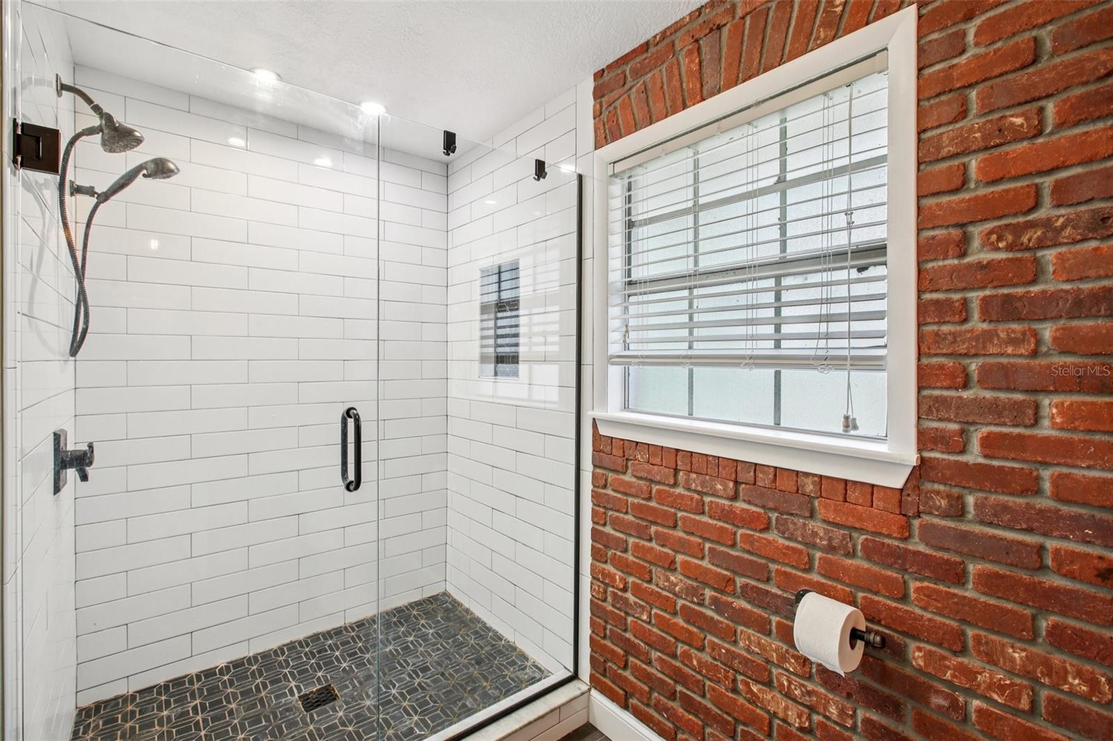 ARIANA ESTATES - Residential