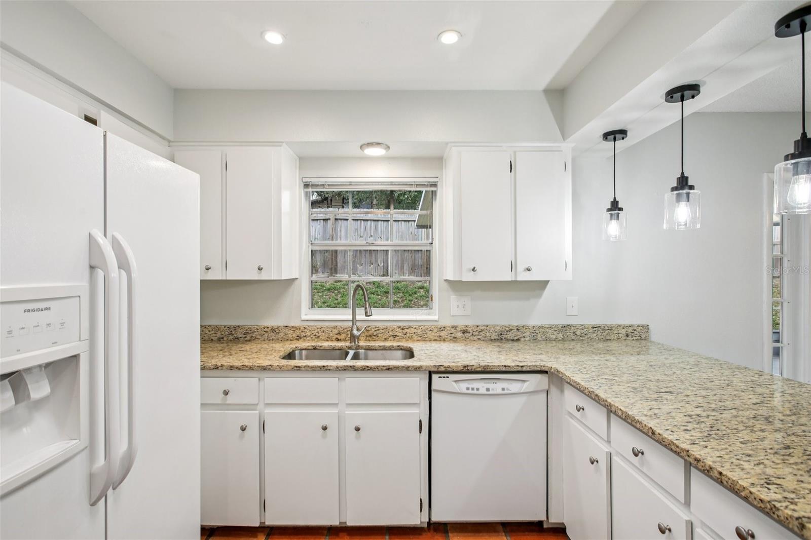 ARIANA ESTATES - Residential