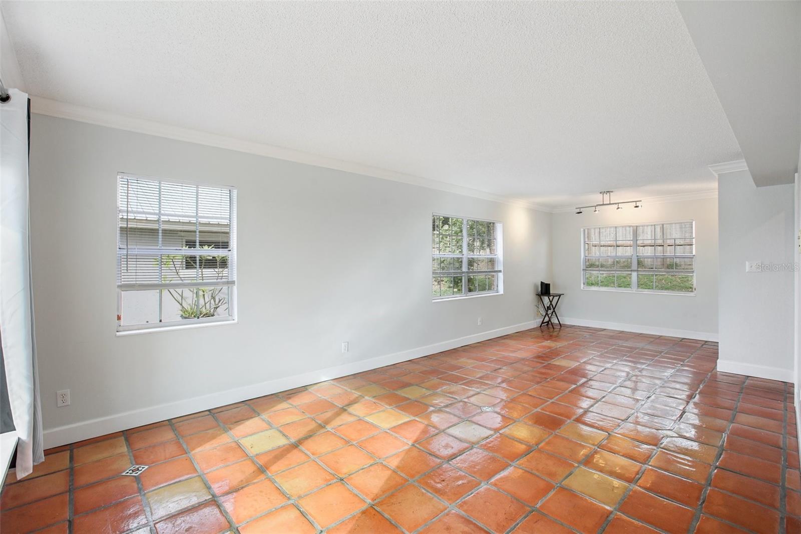 ARIANA ESTATES - Residential