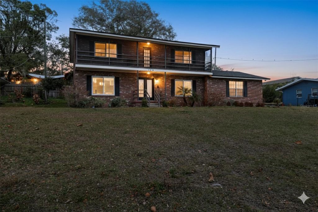 Photo of 1218 Lake Ariana Boulevard, Auburndale, FL 33823 (MLS # TB8456113)