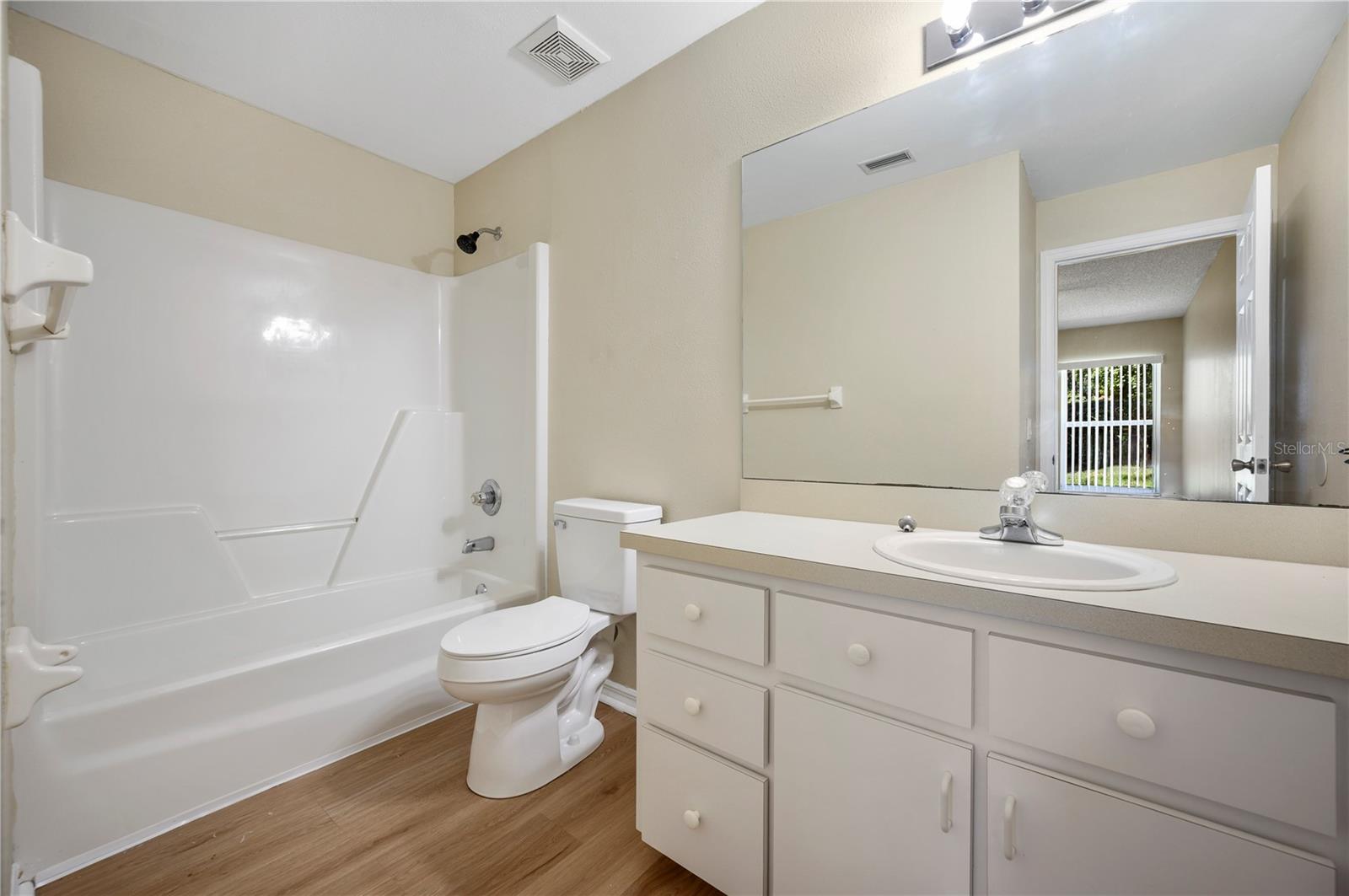 TOWNHOUSES AT PARK LAKE - Residential