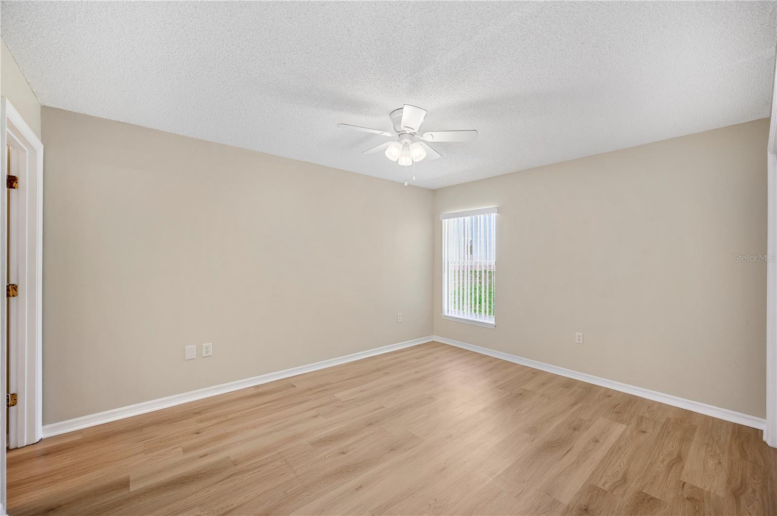 TOWNHOUSES AT PARK LAKE - Residential