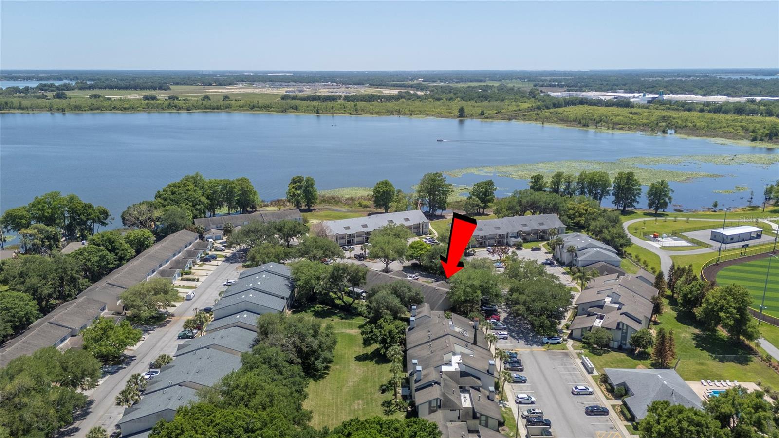 TOWNHOUSES AT PARK LAKE - Residential