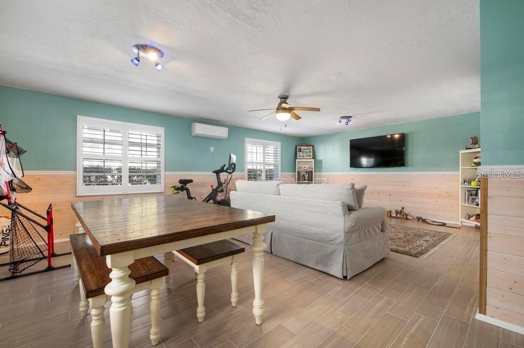 TOWNS-END SHORES - Residential