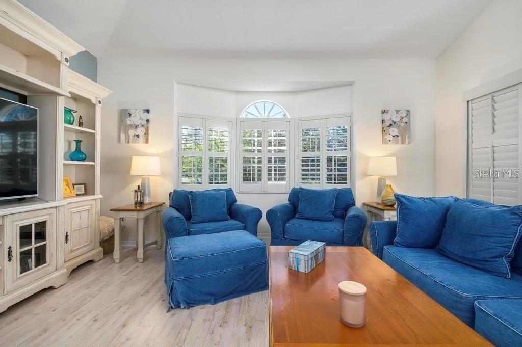 TOWNS-END SHORES - Residential