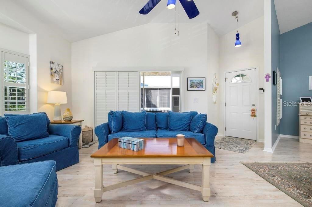 TOWNS-END SHORES - Residential