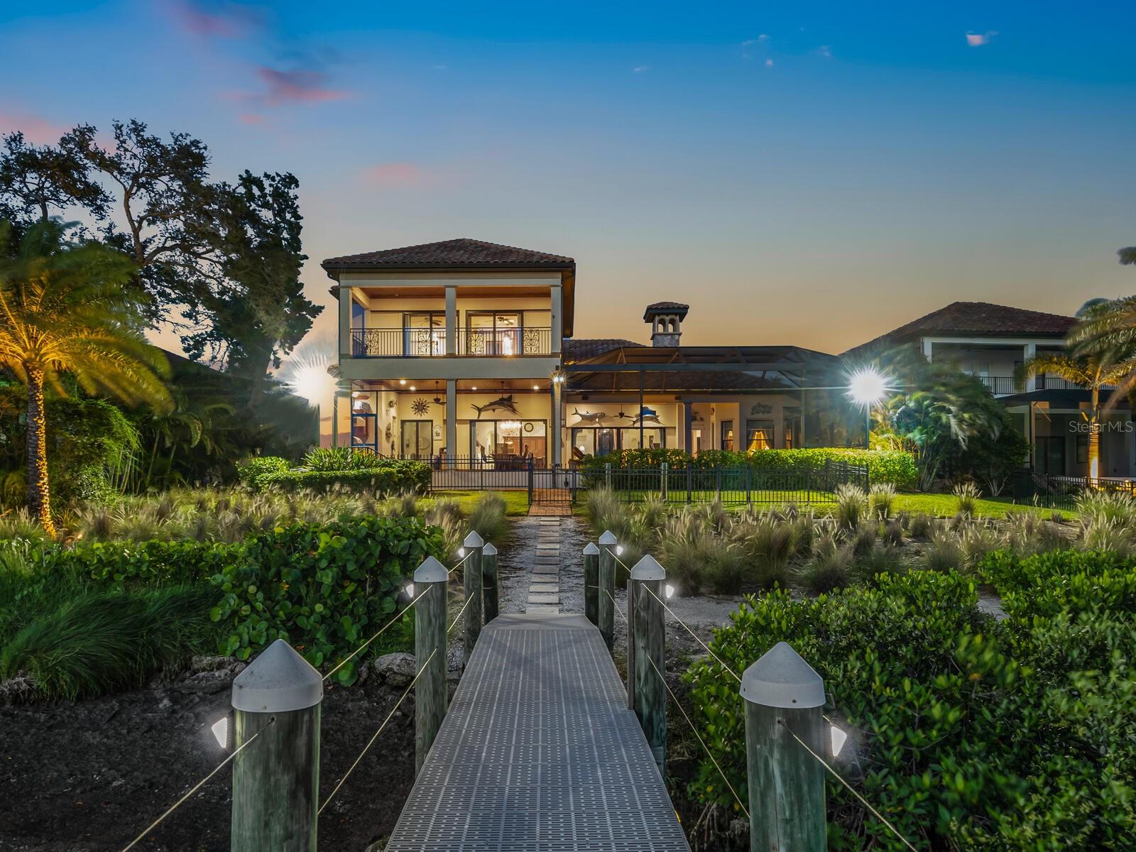 BLACKBURN RIDGE - Residential